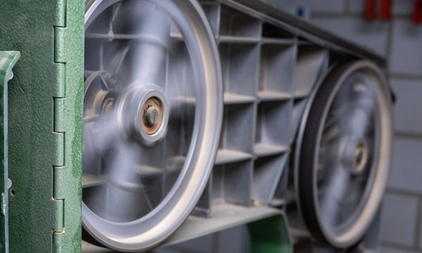 4 Tips for Gluing on Rubber Bandsaw Tires - Texas Belting and Supply